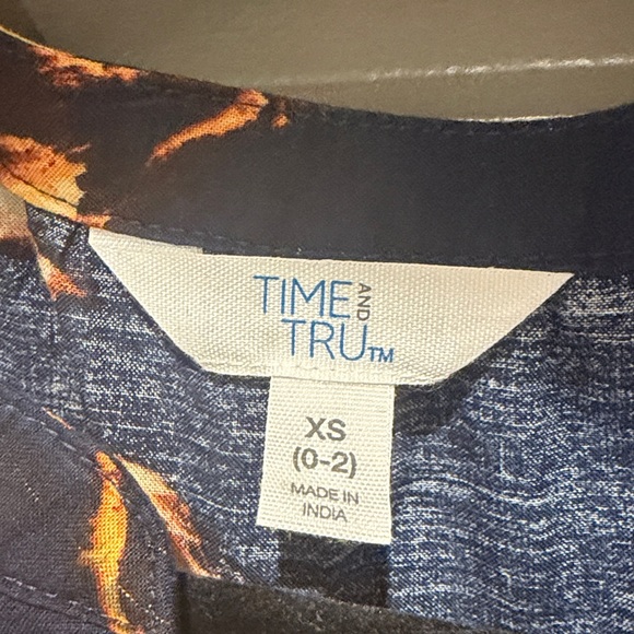 Navy and Mustard Floral Tie-Waist Dress - Picture 2 of 4